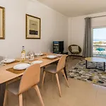 Διαμέρισμα Sunny Seaside Escape Λάγος